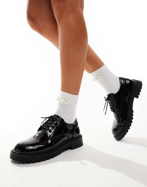 Zapatos negros con cordones de charol Logan de schuh - view 1