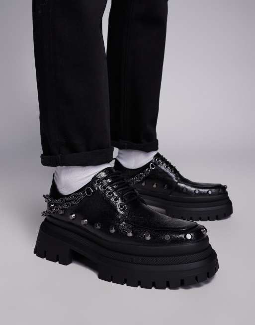 Zapatos negros con suela gruesa, cordones y detalles plateados de metal de ASOS DESIGN