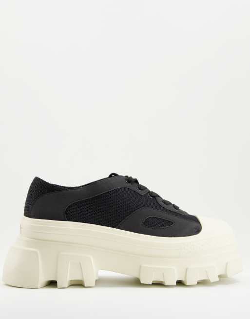 Zapatos negros con suela gruesa y cordones de nailon Ransom de Public Desire Man