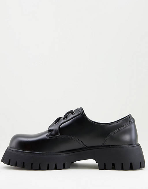 Zapatos negros de suela gruesa Valarin de Koi - BLACK