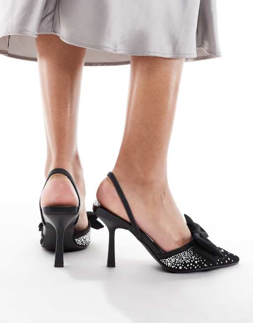 Zapatos negros de tacón con pedrería y detalle de lazo Salado de SEQWL, 4 de 4