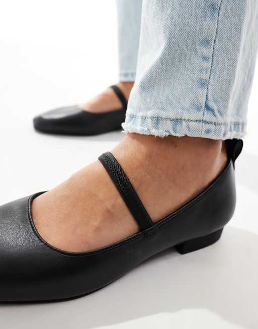 Zapatos negros estilo merceditas con tira elástica de New Look ASOS