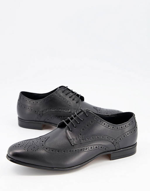 Zapatos Oxford de cuero negro Rowen de Schuh