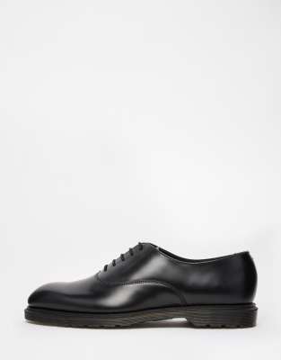 dr martens 3938