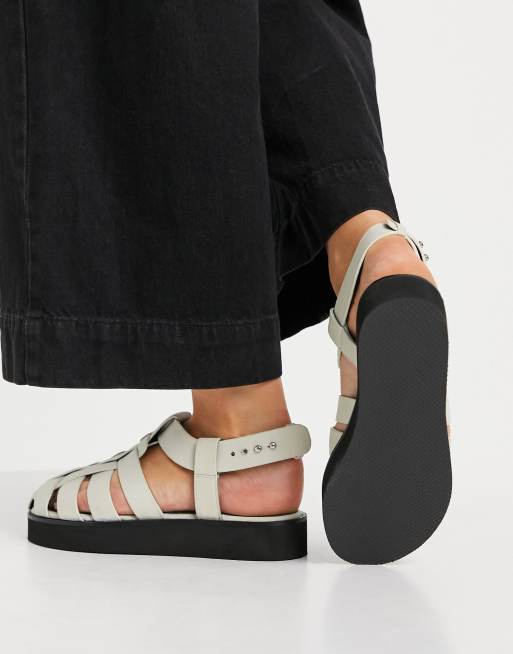Zapatos planos color crema estilo cangrejeras de cuero premium Mali de ASOS DESIGN, 4 de 4