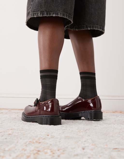 Zapatos rojo cereza lacados estilo merceditas Rejena de Dr Martens, 3 de 4