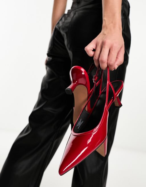 Zapatos rojos destalonados de tac n medio Strut de ASOS DESIGN