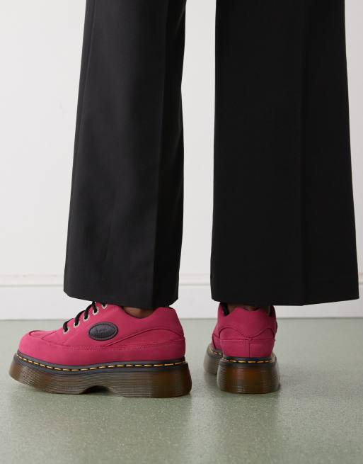 Zapatos rosa fucsia con 5 pares de ojales Buzz 5i de Dr Martens, 3 de 4