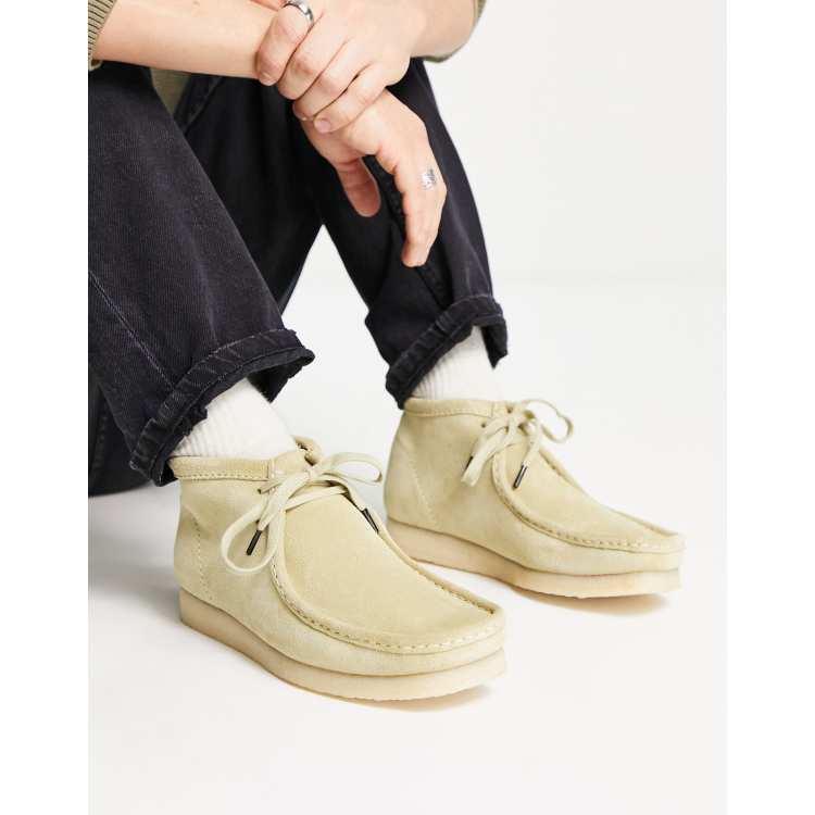 Zapatos Wallabee color arce de ante de Clarks Originals