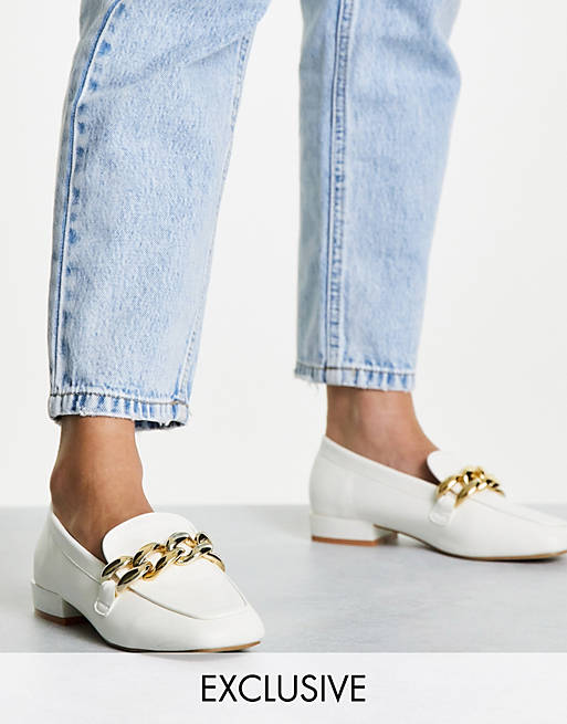 Z_Code_Z Exclusive Layla flat shoes with chain detail in white - WHITE