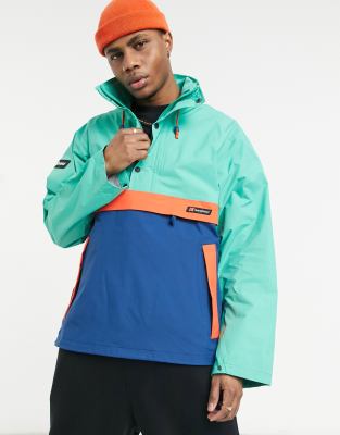 фото Зеленая куртка berghaus smock 86-зеленый цвет