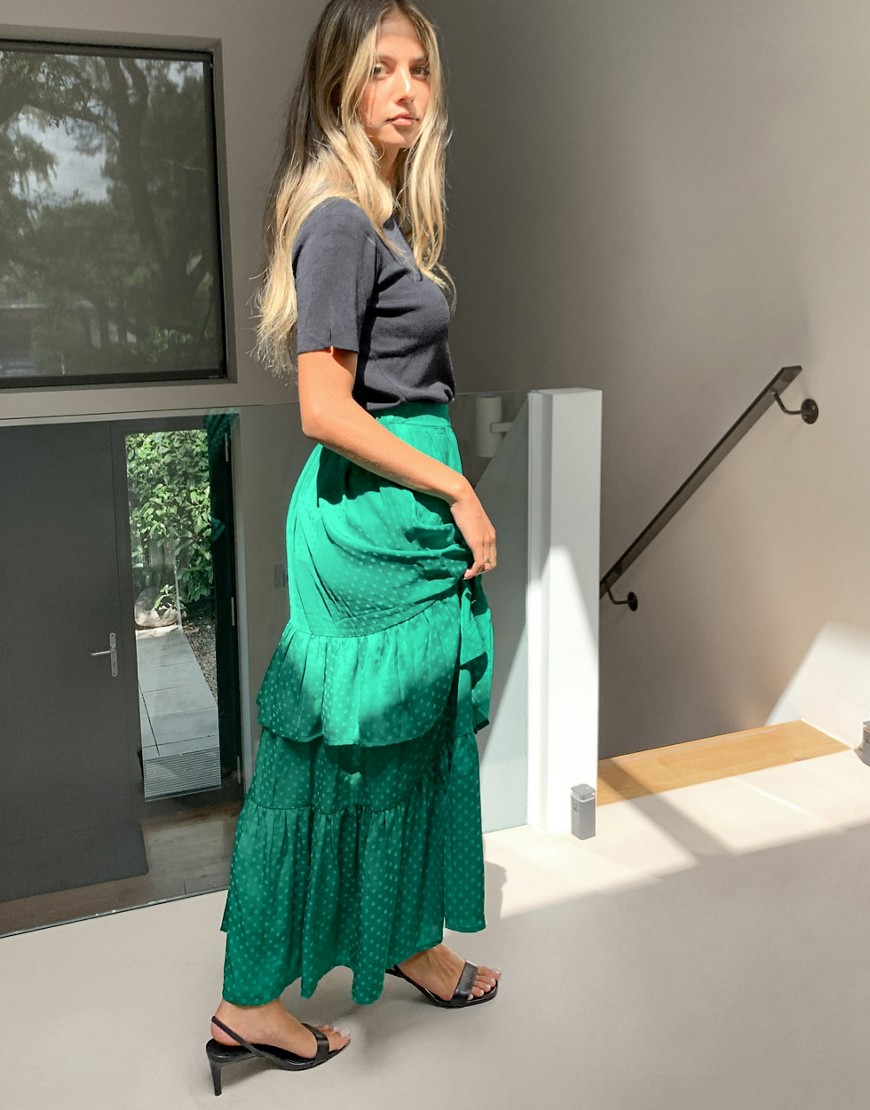 фото Зеленая многоярусная юбка макси vila-зеленый