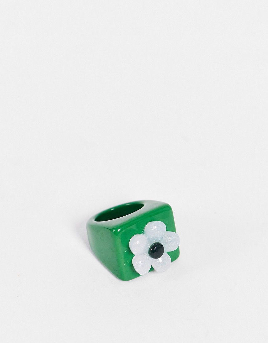 фото Зеленое кольцо из акрила с цветком vintage supply-зеленый цвет