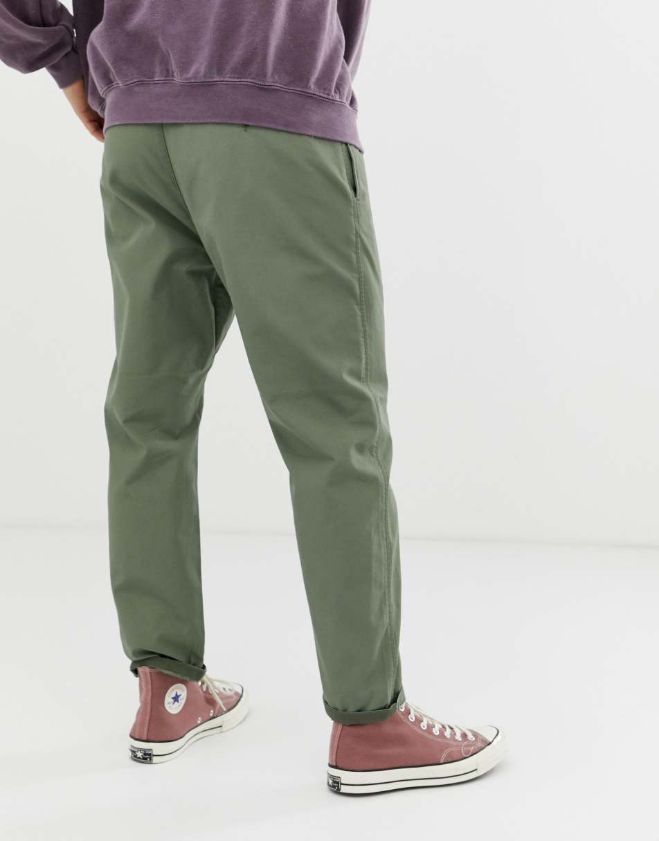 Carhartt wip pant. Брюки Carhartt WIP. Carhartt штаны Green. Зеленые брюки Carhartt. Carhartt Gerald Pant.