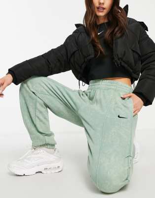 Джоггеры Oversized Nike