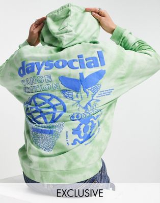 фото Зеленый выбеленный oversized-худи с графическим логотипом на спине asos daysocial-зеленый цвет asos day social