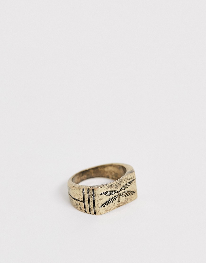 фото Золотистое кольцо-печатка с пальмой classics 77-золотой