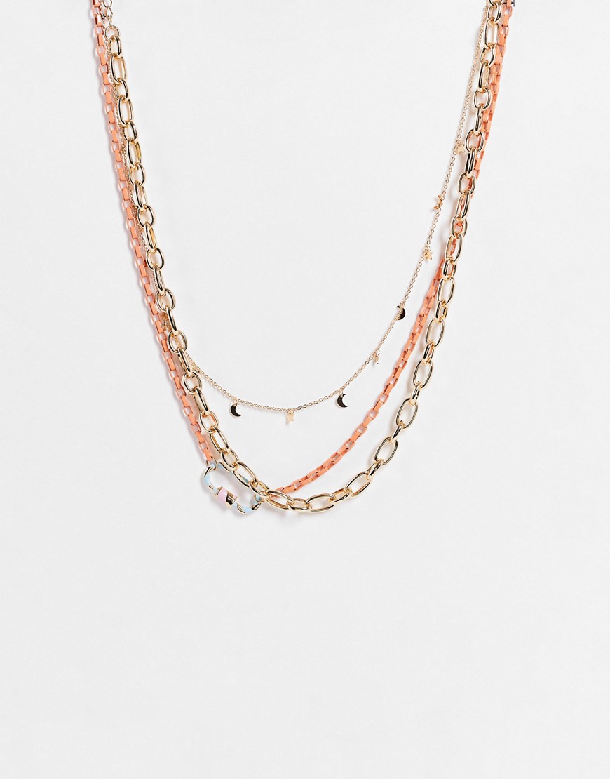 фото Золотистое ожерелье из цепочек разного дизайна с подвесками pieces-золотистый