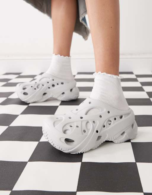 Zuecos blanco atmósfera Caged de Crocs, 4 de 4